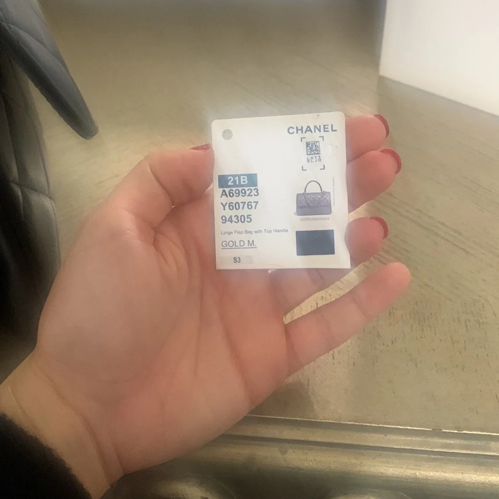 100% authentic Chanel lamb skin quilted medium trendy cc black bag! - Picture 9 of 9